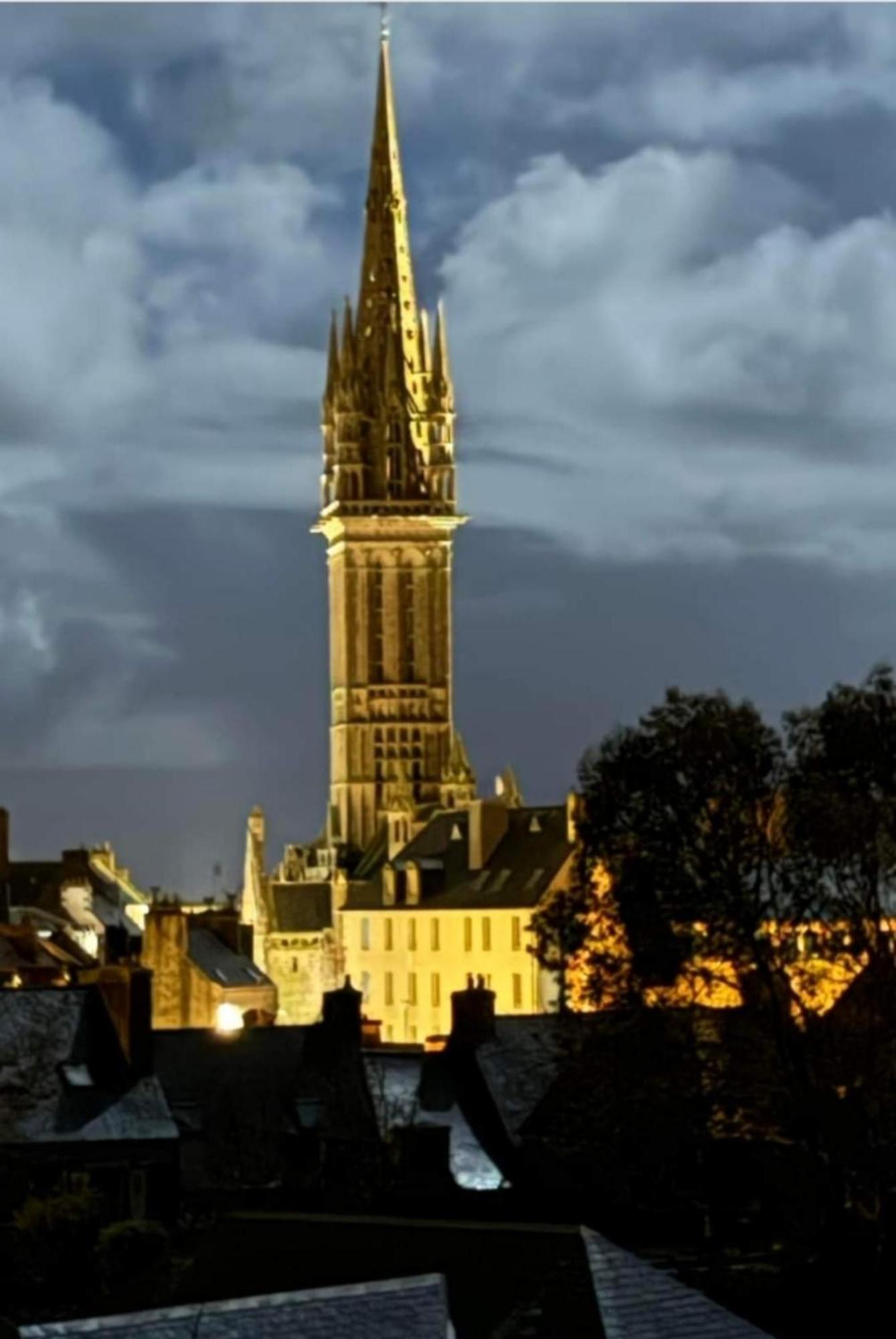 Ty Ma Gourdadou Lägenhet Saint-Pol-de-Léon Exteriör bild